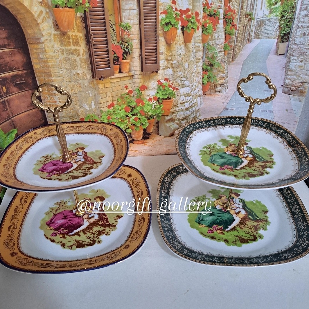 استند دو طبقه شیرینی خوری لیلی مجنون سبز و طلایی موجود مناسب کادویی جهاز