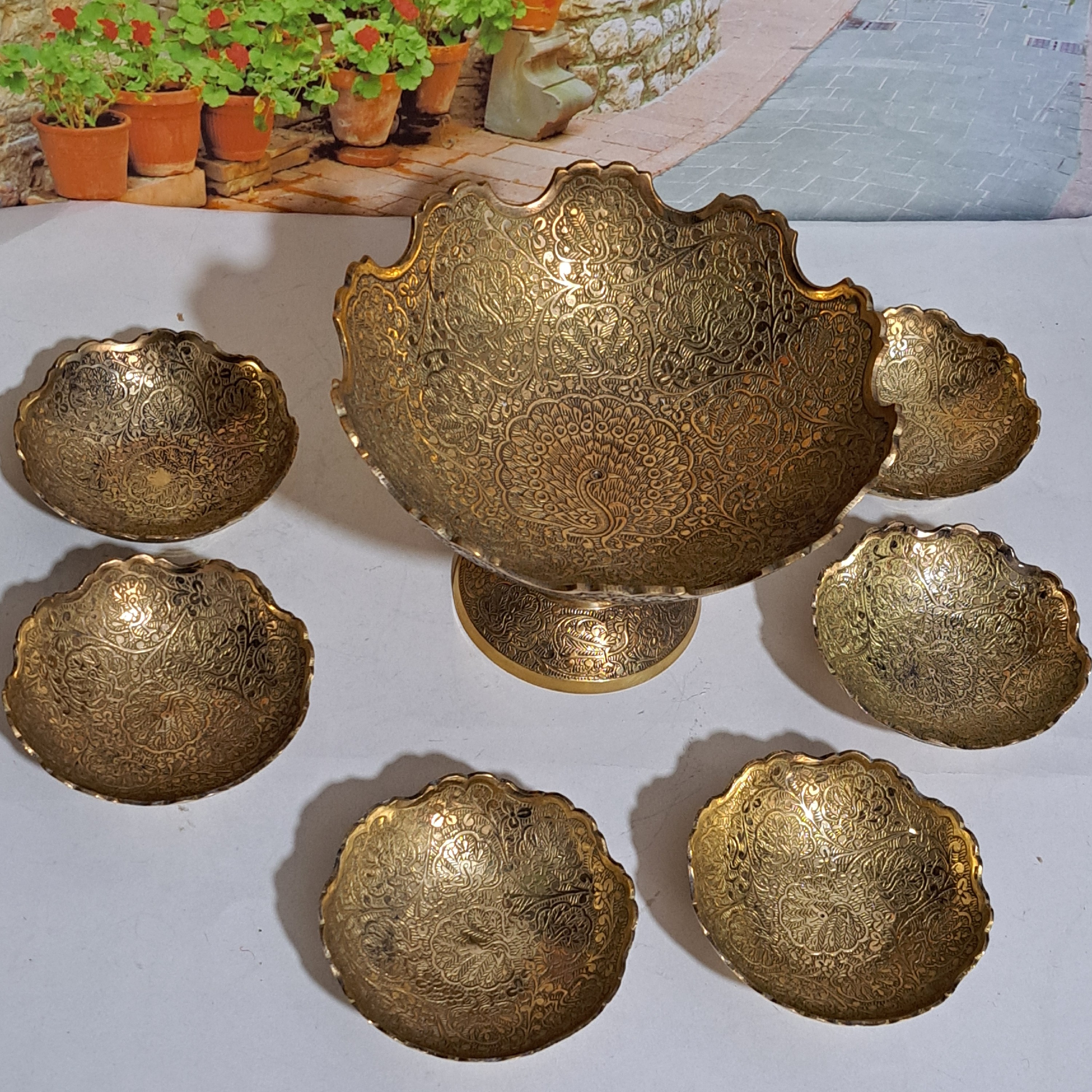 ست آجیل خوری برنجی وارداتی طرح زیبا طاووس 7 تکه مناسب هفت سین آجیل خوری تنقلات خوری جهیزیه و عیدی