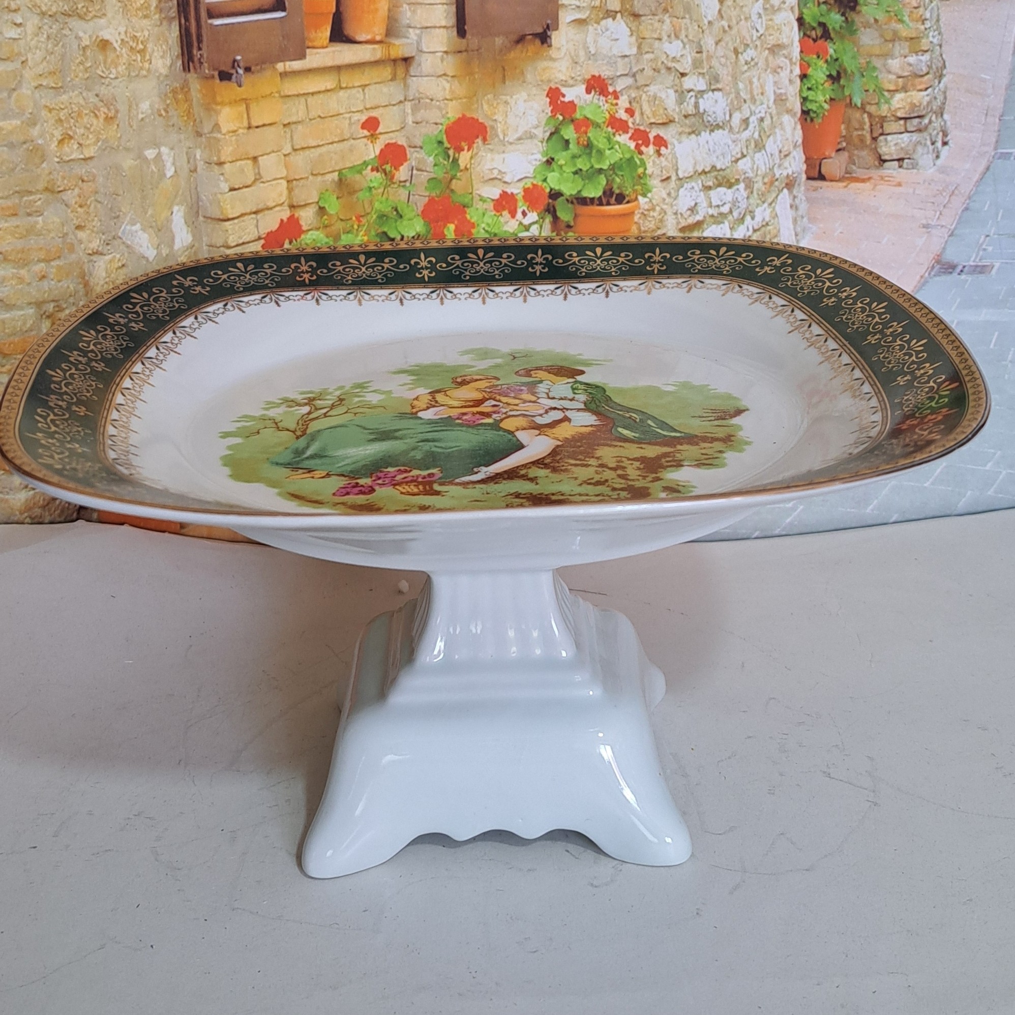 شیرینی خوری پایه دار طرح لمونژ سبز لیلی مجنون ارسال
