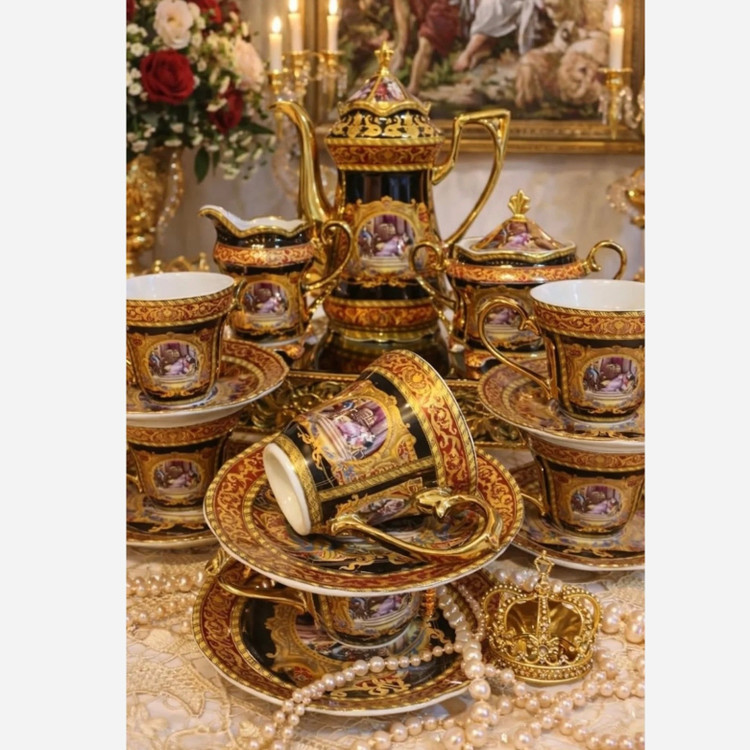سرویس چای خوری طرح اتلیه طلاکوب مارک دارمناسب جهیزیه خاص پسندان طرح قرمز مشکی ارسال پسکرایه