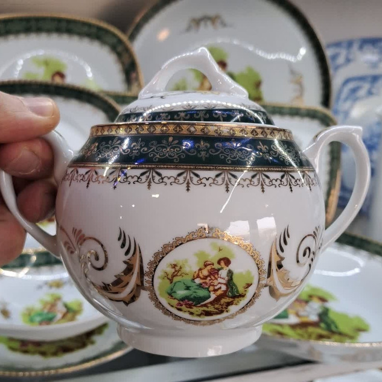 قندان چینی طلاکوب طرح لیلی مجنون طرح سبز دو دسته درب دار مدل گرد تخفیف ویژه ارسال پسکرایه