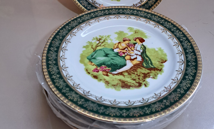 بشقاب میوه خوری چینی لیلی مجنون بسته 6 عددی