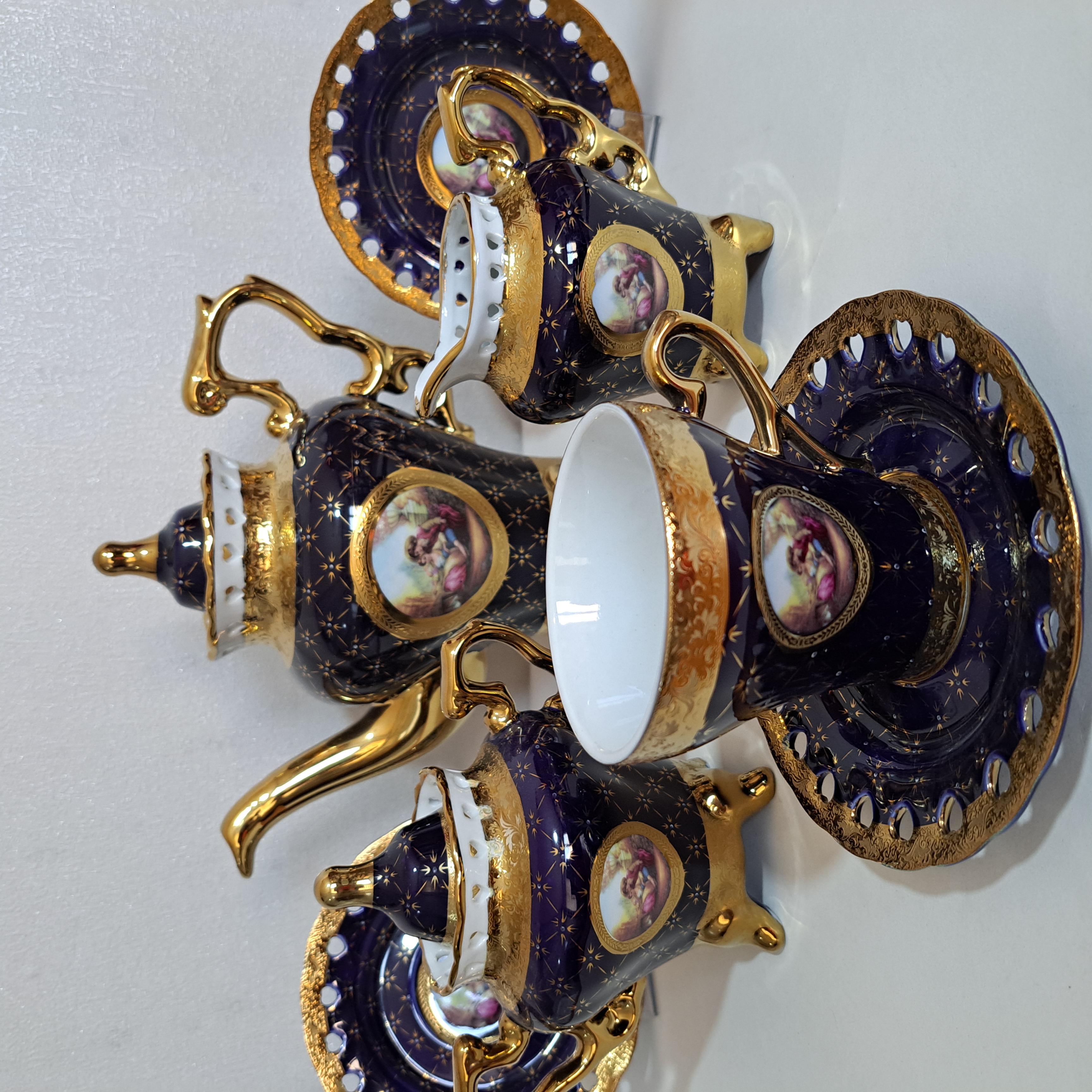 سروی چایی خوری سورمه ای طرح لیلی مجنون شطرنجی