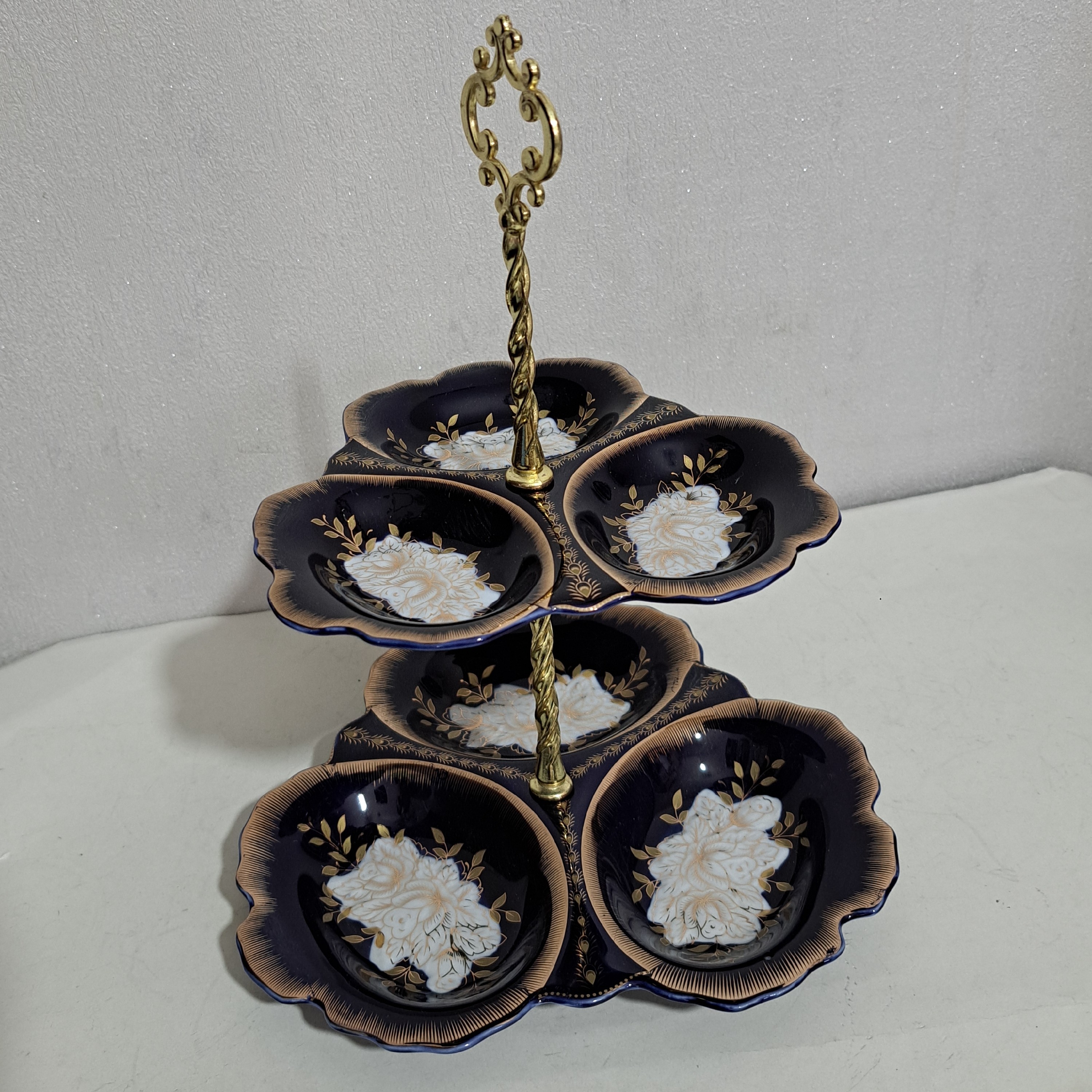 شیرینی خوری دوطبقه یا اردو خوری طرح گل سورمه ای مناسب آجیل مربا  ارسال رایگان