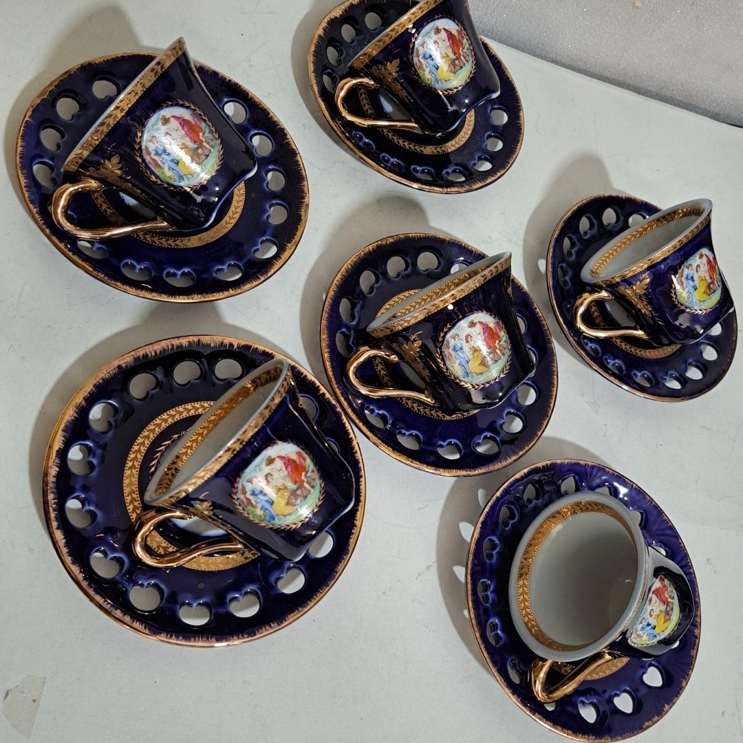 فنجان نعلبکی ست قهوه خوری 6 نفری سرمه ای سه لیلی دور قلبی خاص کم یاب بینظیر ارسال پسکرایه کد 2044