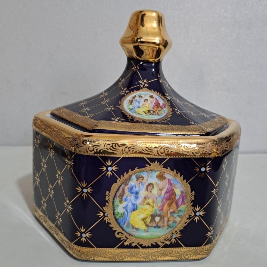شکلات خوری سه دختر سورمه ای طلاکوب عالی ارسال پسکرایه