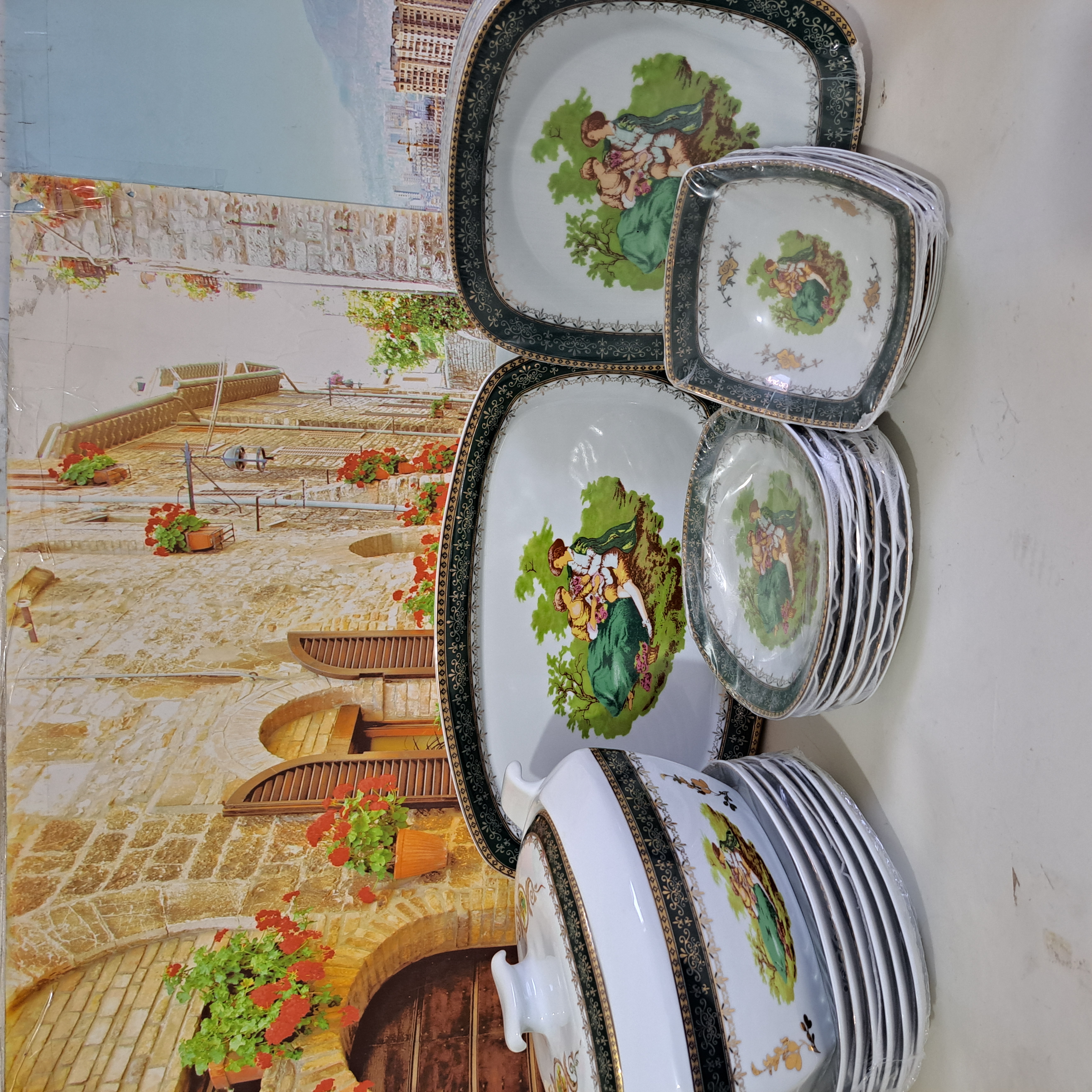 سوپ خوری درب دار چینی لیلی مجنون سبز